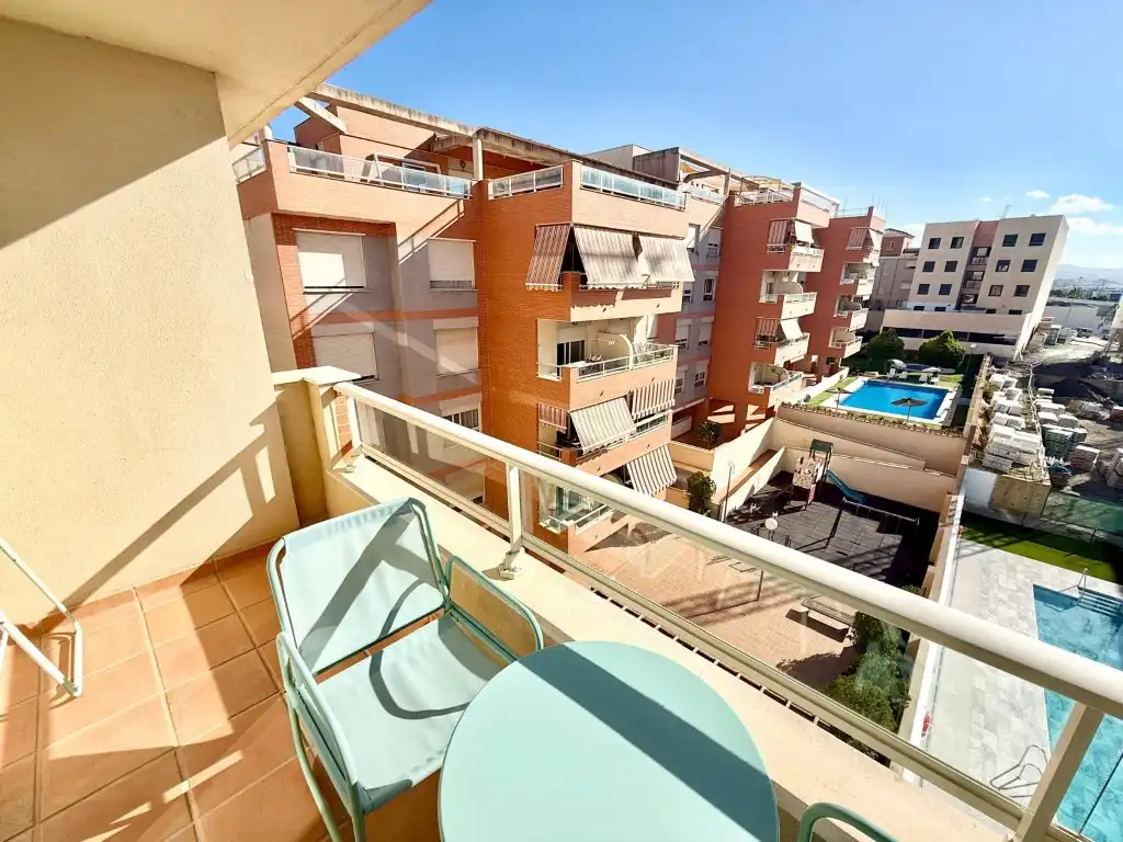Flat with pool for sale in Calle Carrera de las Angustias
