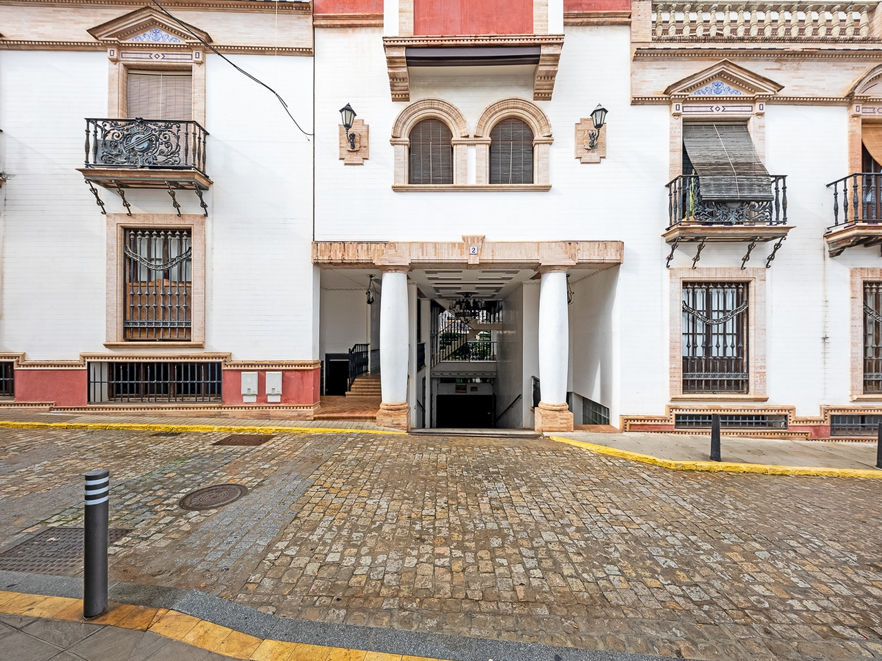 Exterior view of Premises for sale in Sanlúcar la Mayor