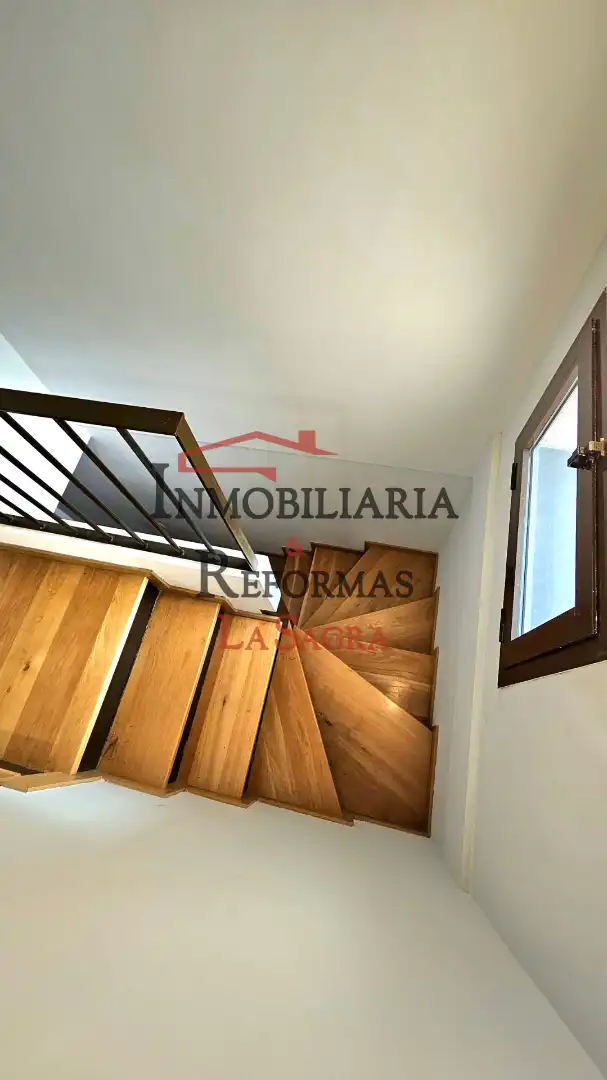 Duplexes for sale in Borox  with Air Conditioner, Heating and Private garden