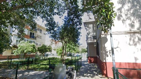 Foto 2 de Piso en venta en Del Obradoiro, Parque Alcosa, Sevilla Capital