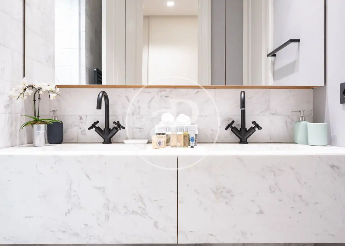 Badezimmer von Wohnung zur Miete in Barrio de Salamanca