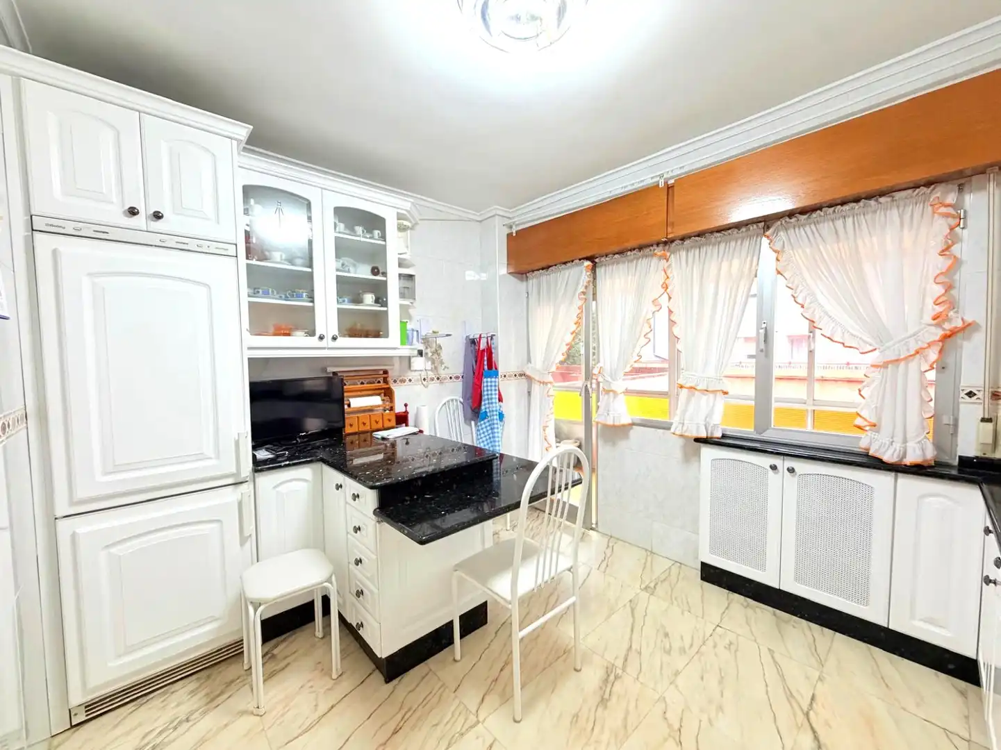 Kitchen of Flat for sale in La Magdalena
