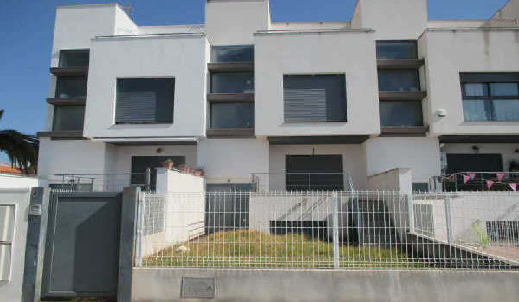 Single-family semi-detached for sale in Casco Urbano