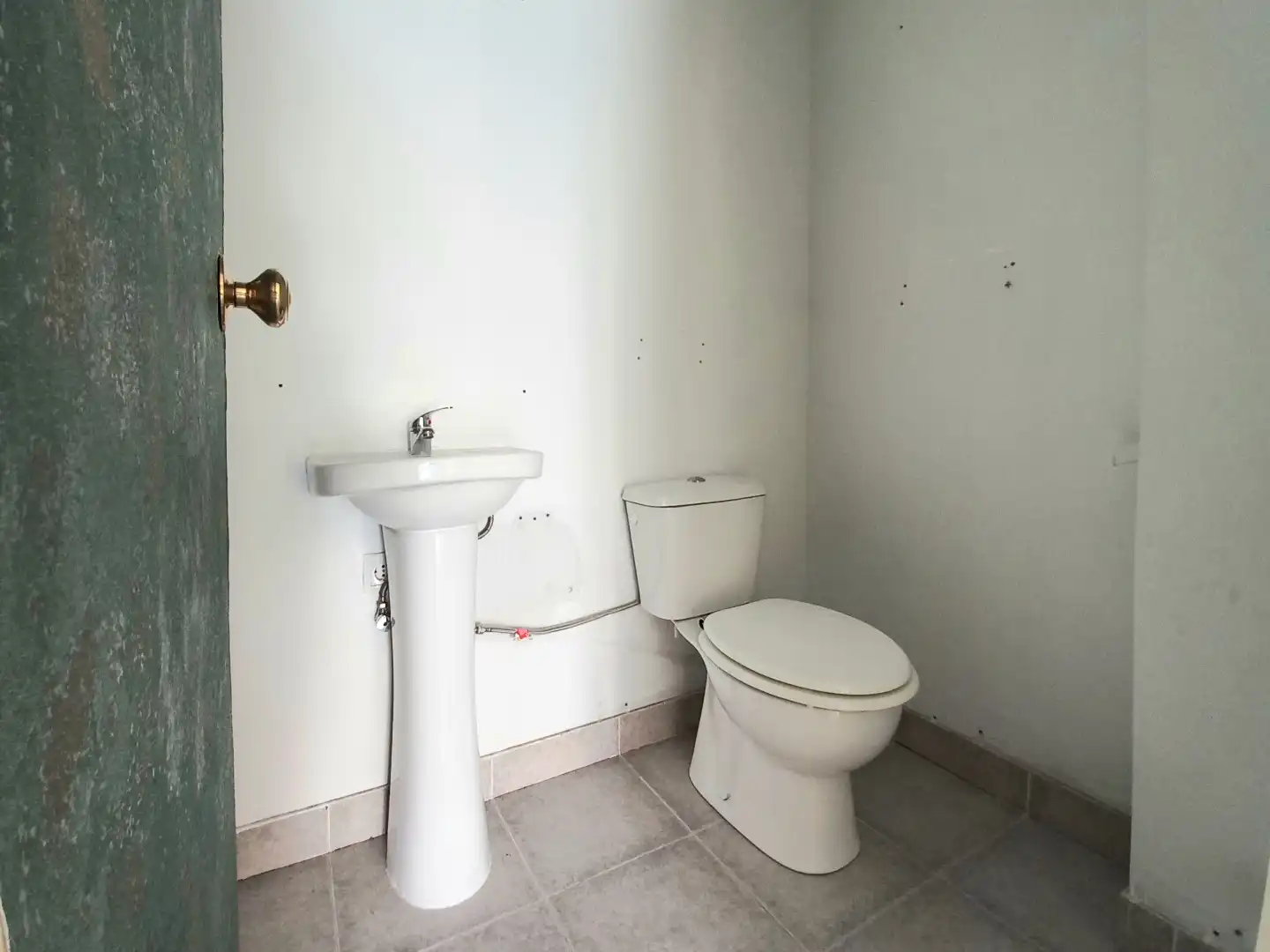 Baño de Local de alquiler en Burgos