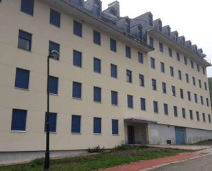 Vista exterior de Apartament en venda en Puebla de Lillo amb Calefacció i Traster
