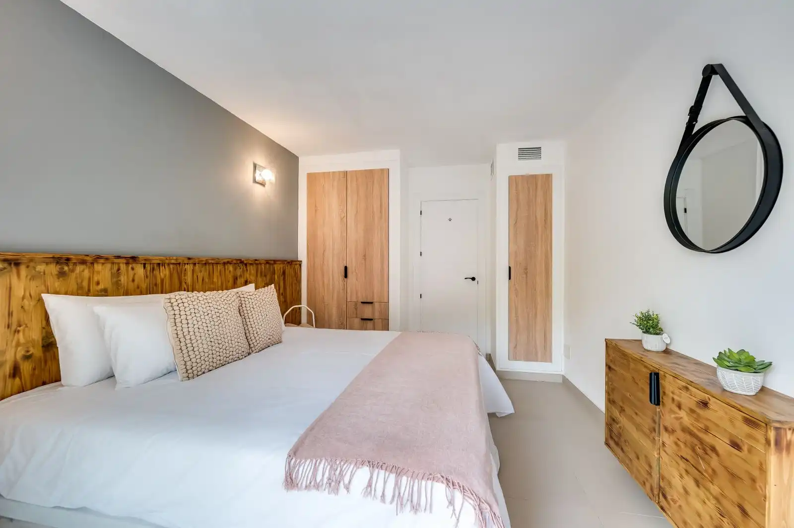 Dormitori de Apartament en venda en Marbella amb Terrassa, Traster i Moblat