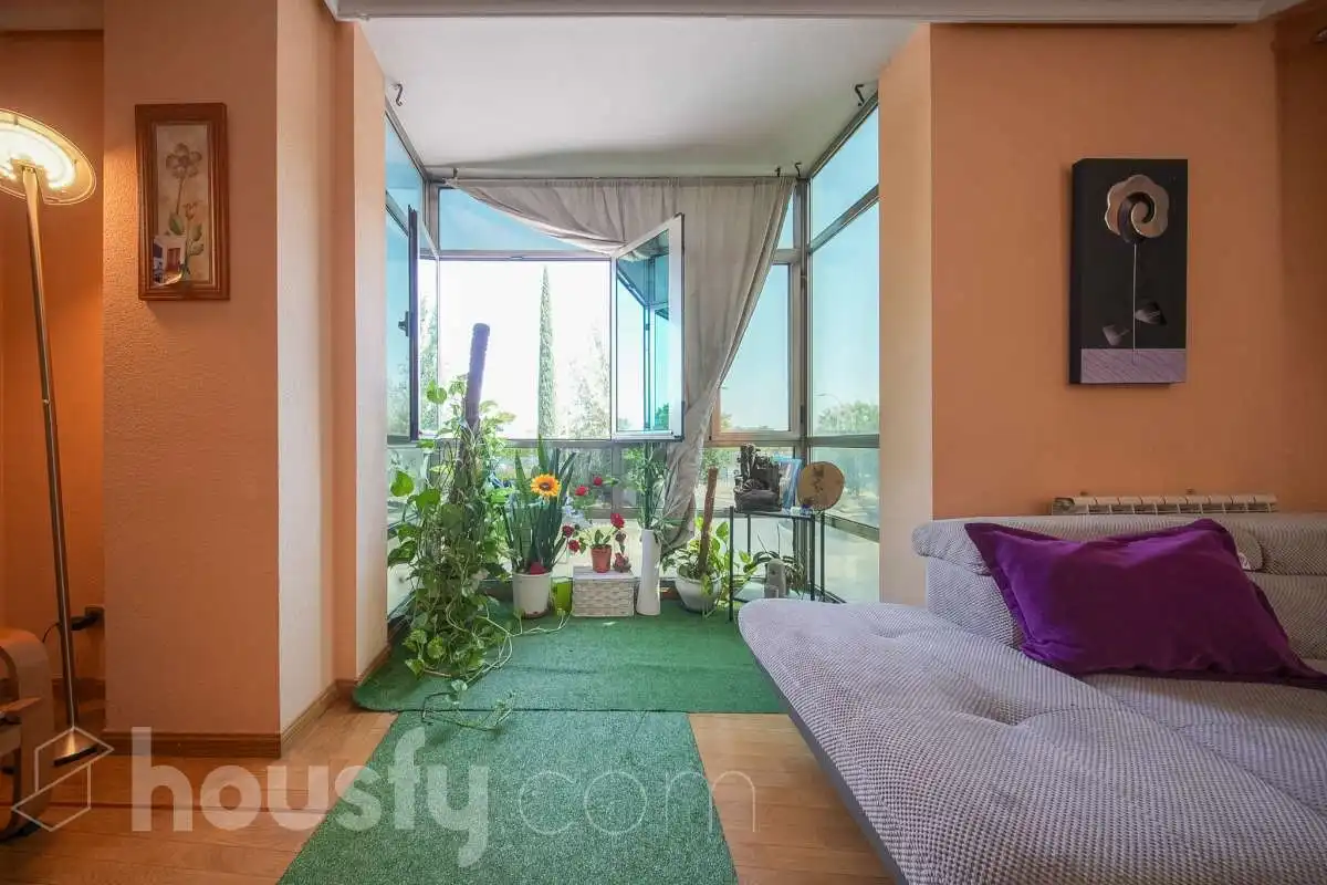 Flat for sale in Cine, Campamento
