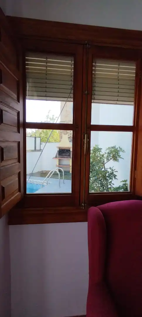 Piscina de Casa adosada en venda en El Pinar amb Terrassa, Moblat i Forn