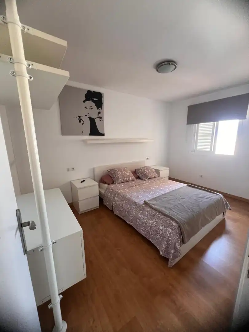 Schlafzimmer von Dachboden zur Miete in Nord