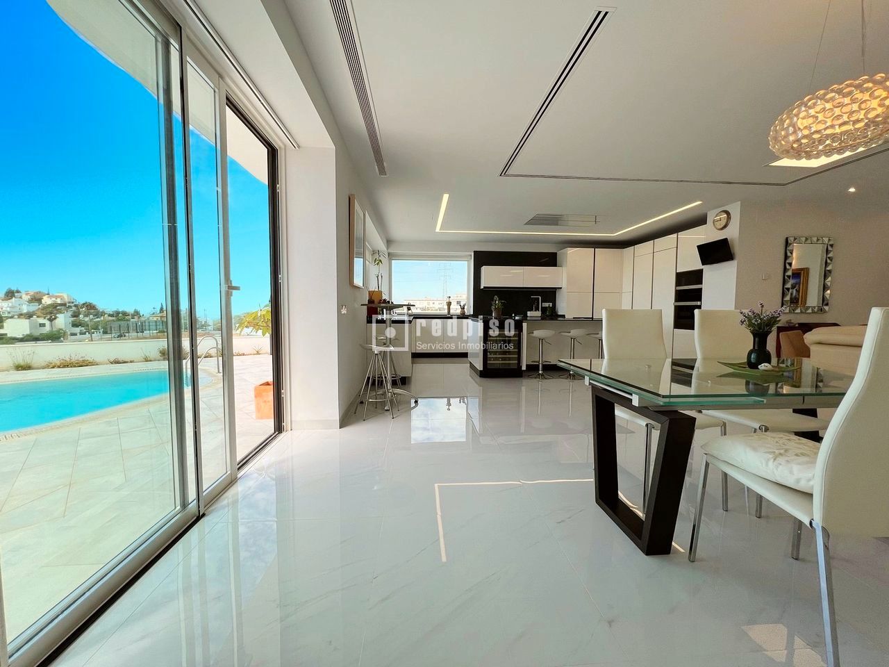 Kitchen of House or chalet for sale in Málaga Capital  with Air Conditioner, Heating and Terrace
