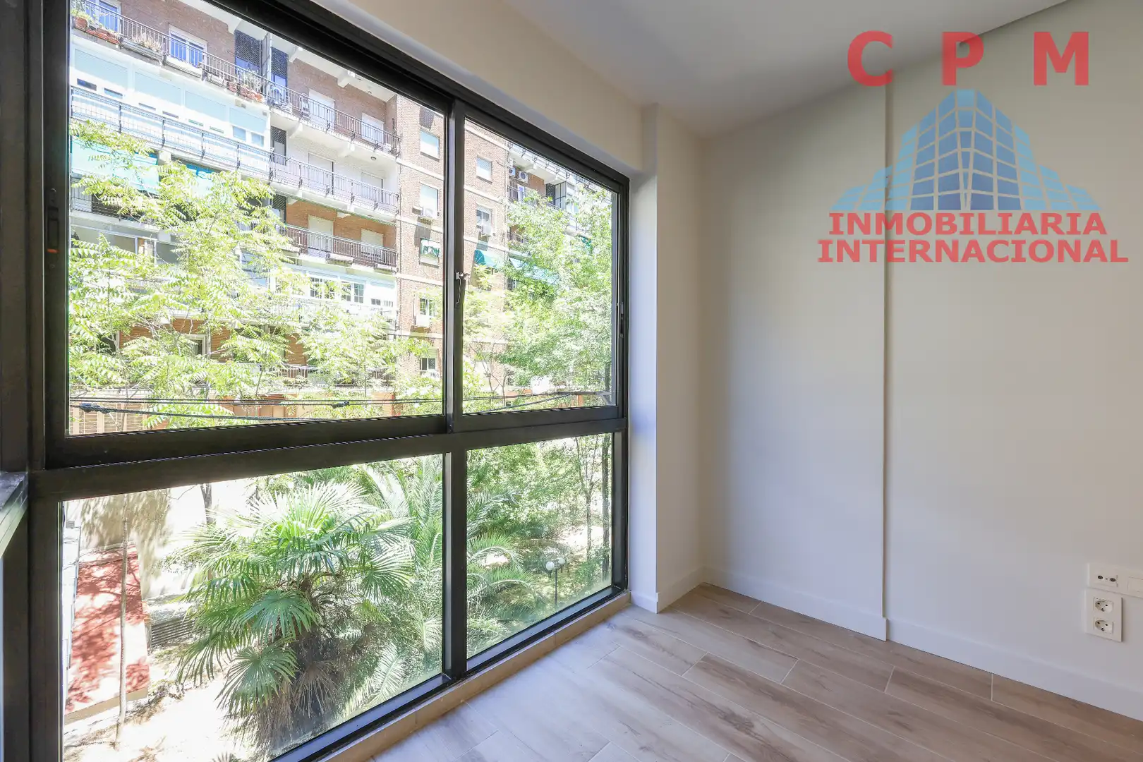 Bedroom of Flat for rent in Madrid  with Air Conditioner, Heating and Parquet flooring