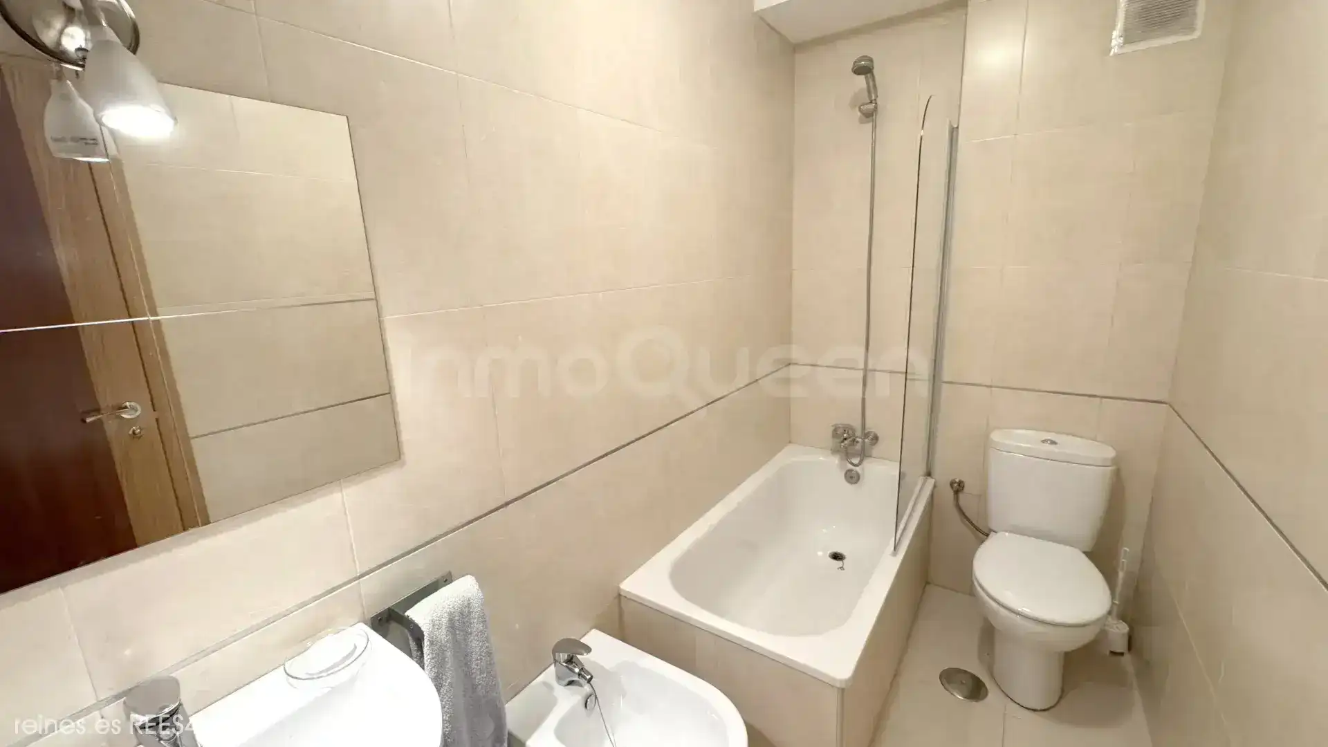 Bathroom of Flat for sale in Reinosa  with Heating, Terrace and Furnished