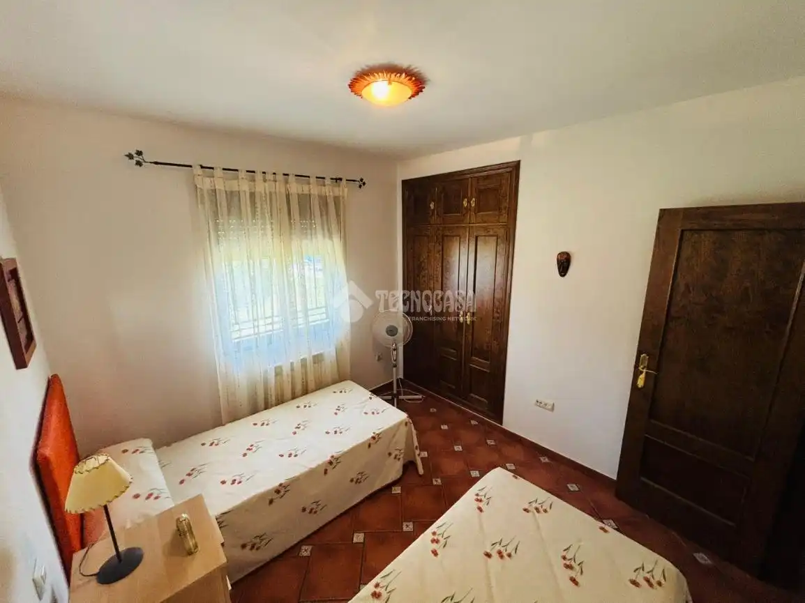 Schlafzimmer von Haus oder Chalet zum Verkauf in Escalona mit Klimaanlage und Heizung