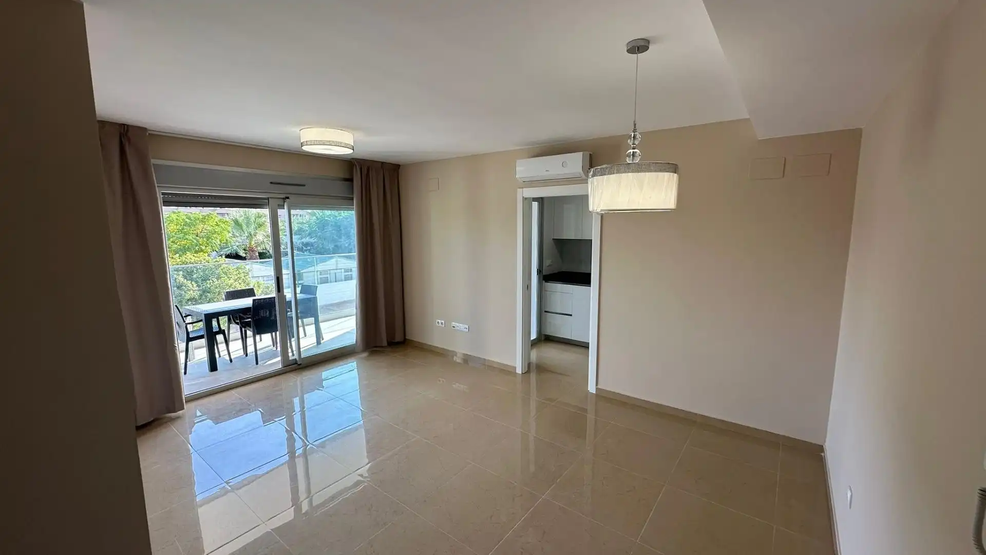 Apartamento con terraza en venta en PAI SECTOR TORRELASAL