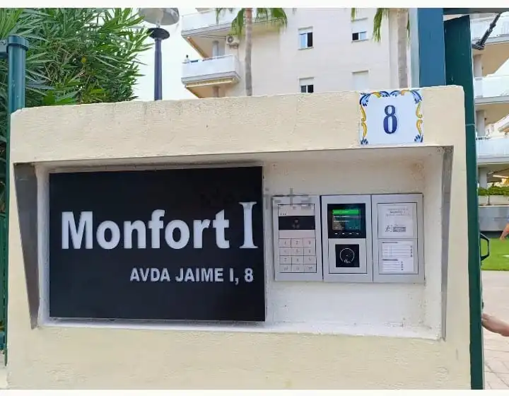 Außenansicht von Wohnung zur Miete in Canet d'En Berenguer mit Klimaanlage, Abstellraum und Schwimmbad