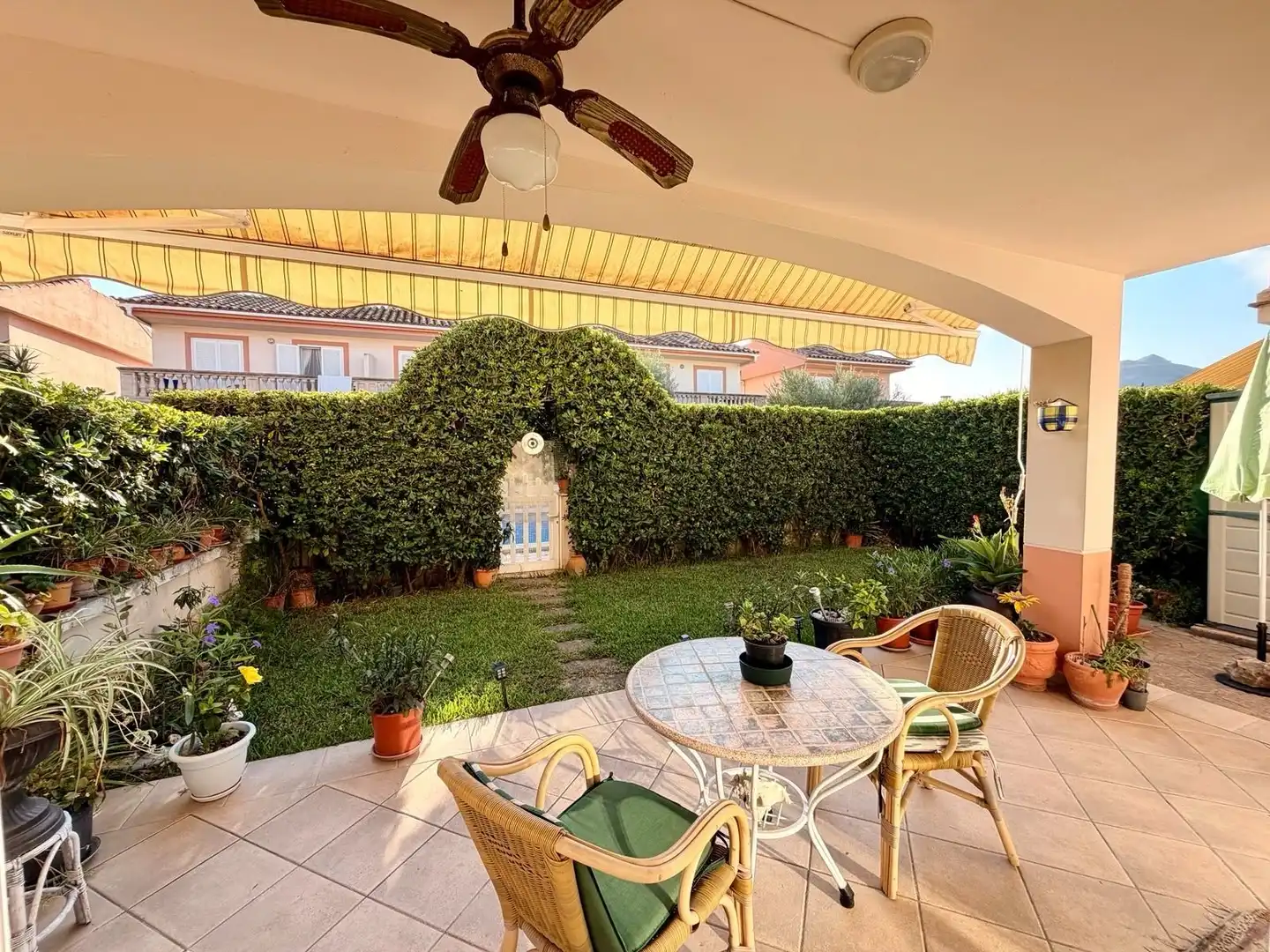 Terrassa de Casa adosada en venda en Alcúdia amb Aire condicionat, Calefacció i Jardí privat
