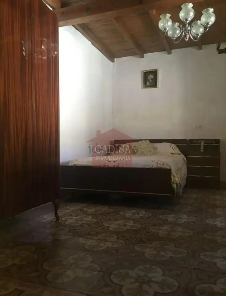 Dormitori de Casa o xalet en venda en San Pedro de Rozados amb Calefacció i Traster