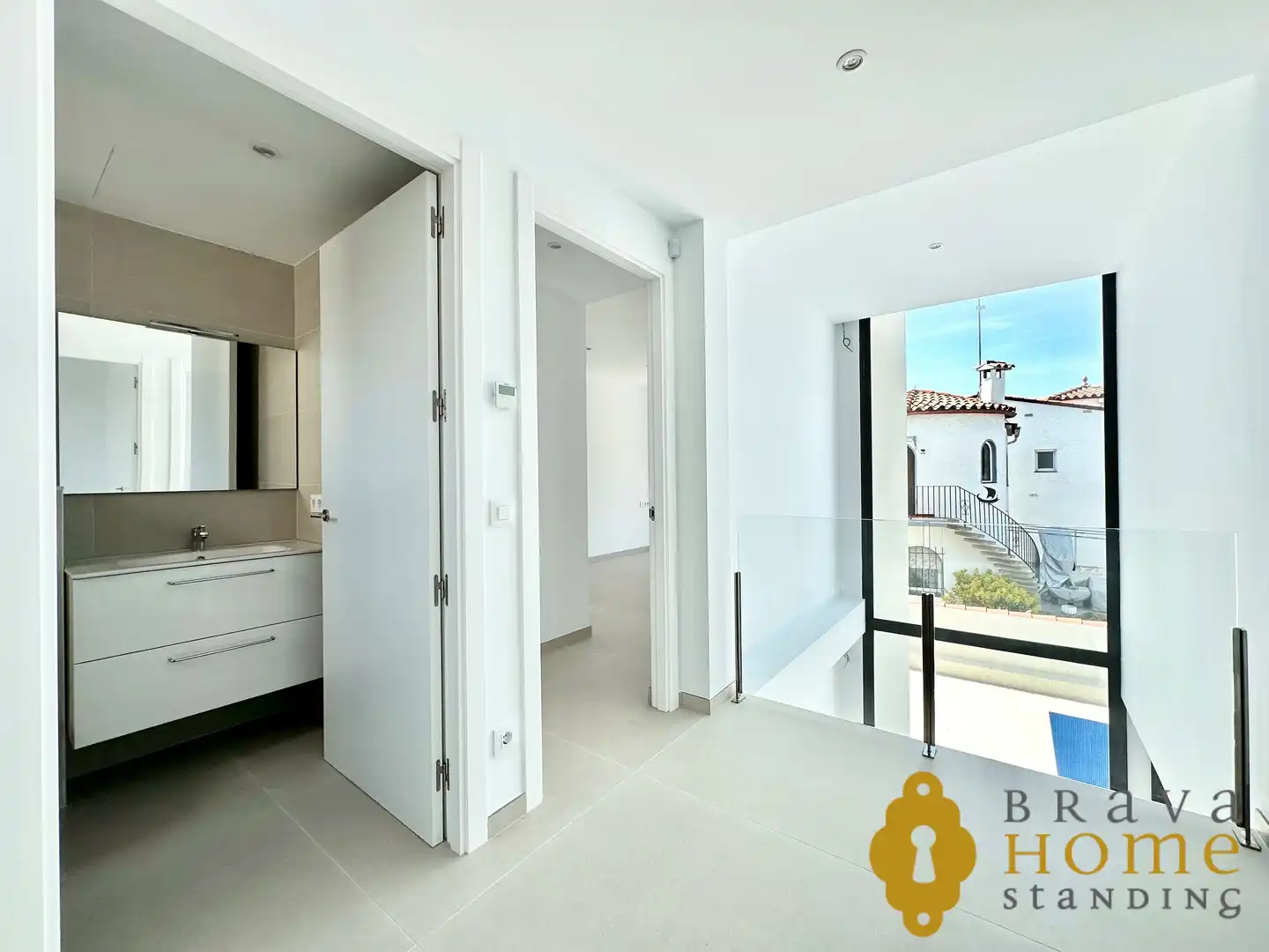 Houses for sale in Empuriabrava  with Air Conditioner, Heating and Private garden