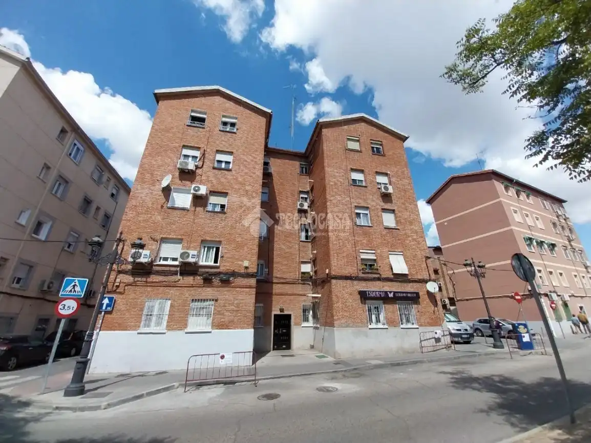 Vista exterior de Piso en venta en Móstoles con Aire acondicionado y Calefacción