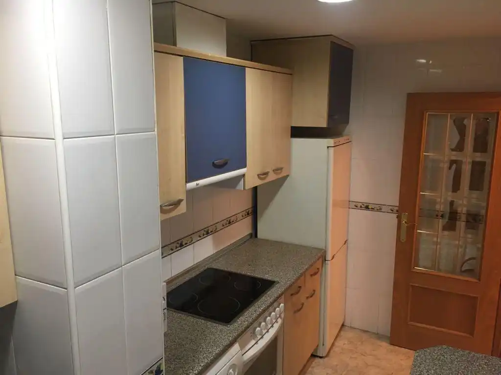 Kitchen of Flat for sale in Zaragoza  with Air Conditioner, Heating and Furnished