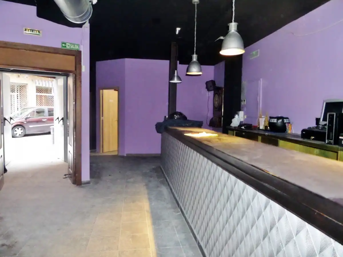 Local comercial en venda a Centro, imagen 4