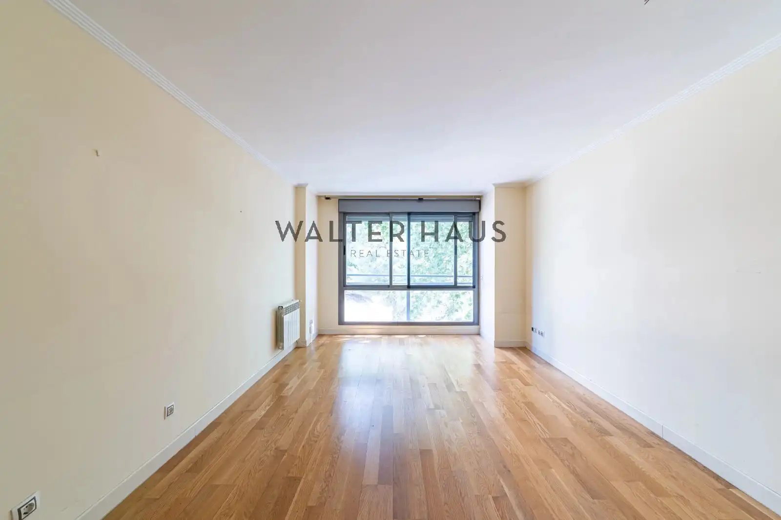 Exterior view of Flat for sale in Madrid  with Air Conditioner, Heating and Storage room