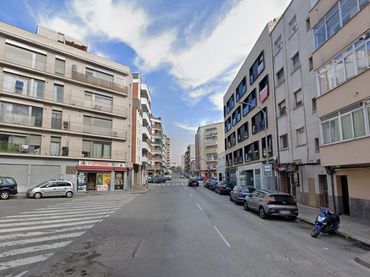 Aparcament amb ascensor en venda a Periodista Grane