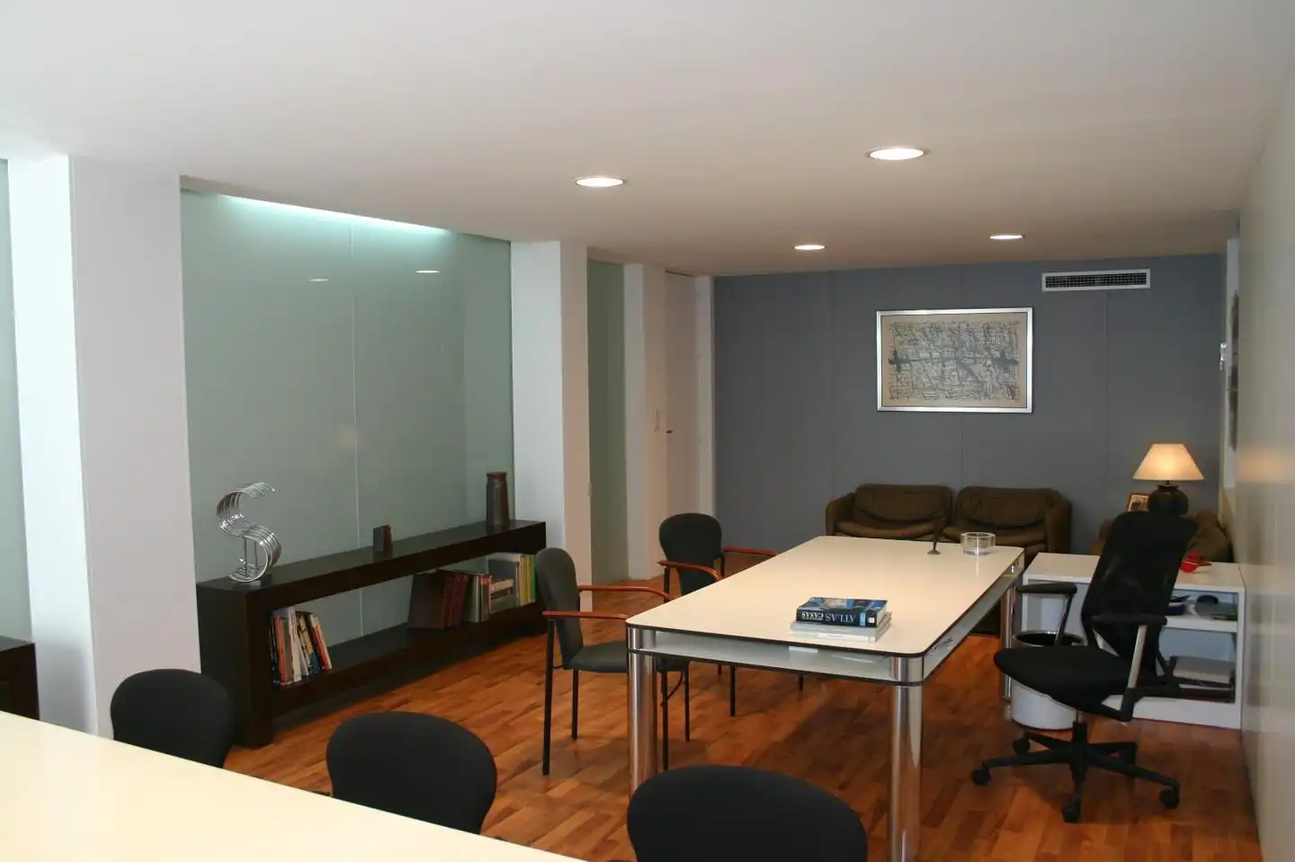 Büro zur Miete in De La Virgen Del Socorro, Raval Roig - Virgen del Socorro