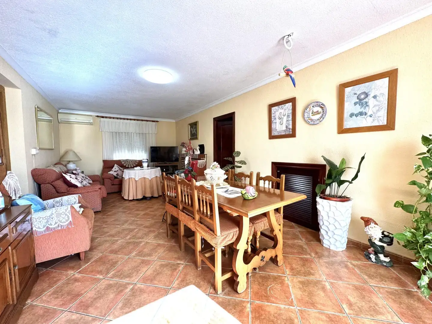 Wohnzimmer von Country house zum Verkauf in Lorca mit Klimaanlage und Privatgarten