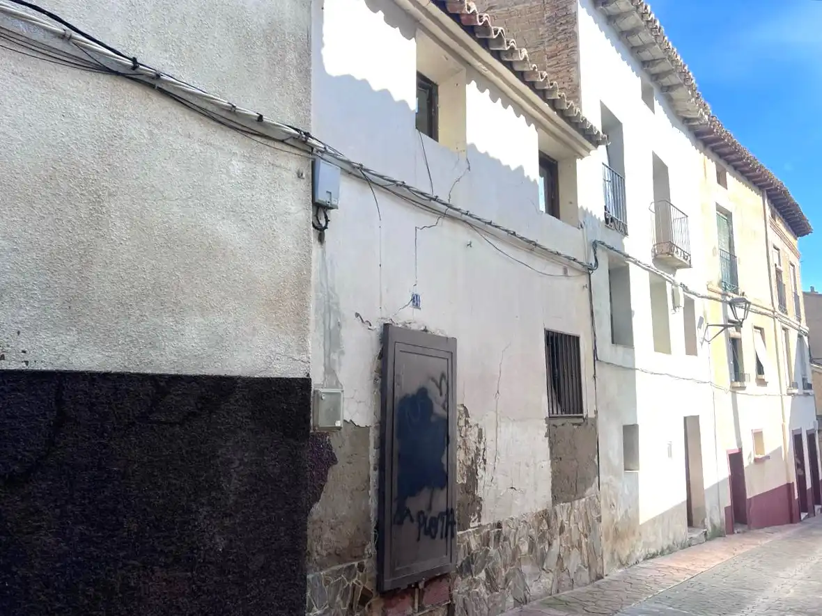Casa en venda a Larena Juliana, imagen 3