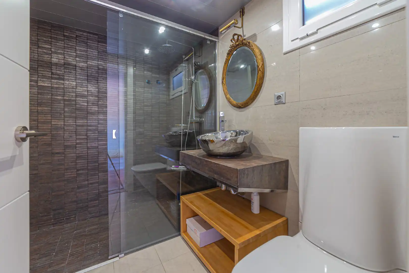 Baño de Piso en venta en Barcelona con Aire acondicionado, Calefacción y Parquet