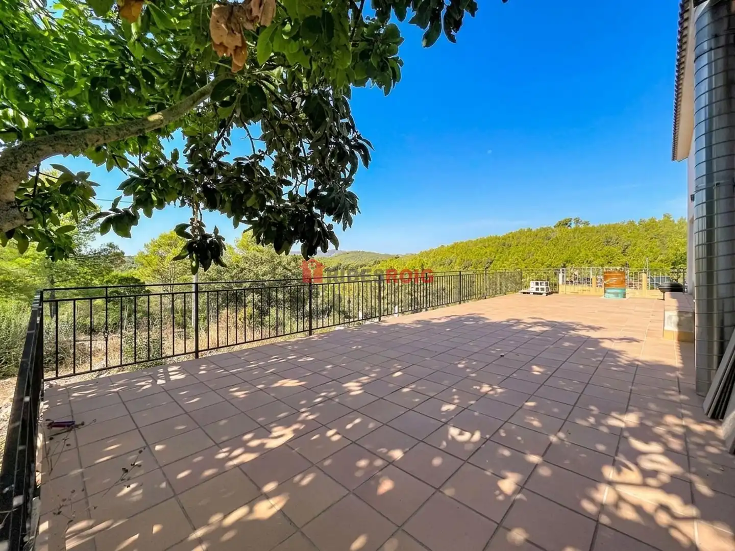 Detached house with garden for sale in Olivella, imagen 3
