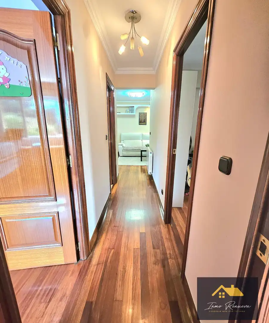 Flat for sale in Etxebarri, Bizkaia