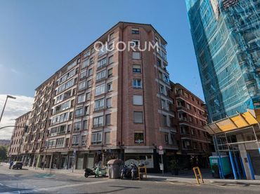 Appartement avec balcon à vendre à Centro - Ariz - Uribarri