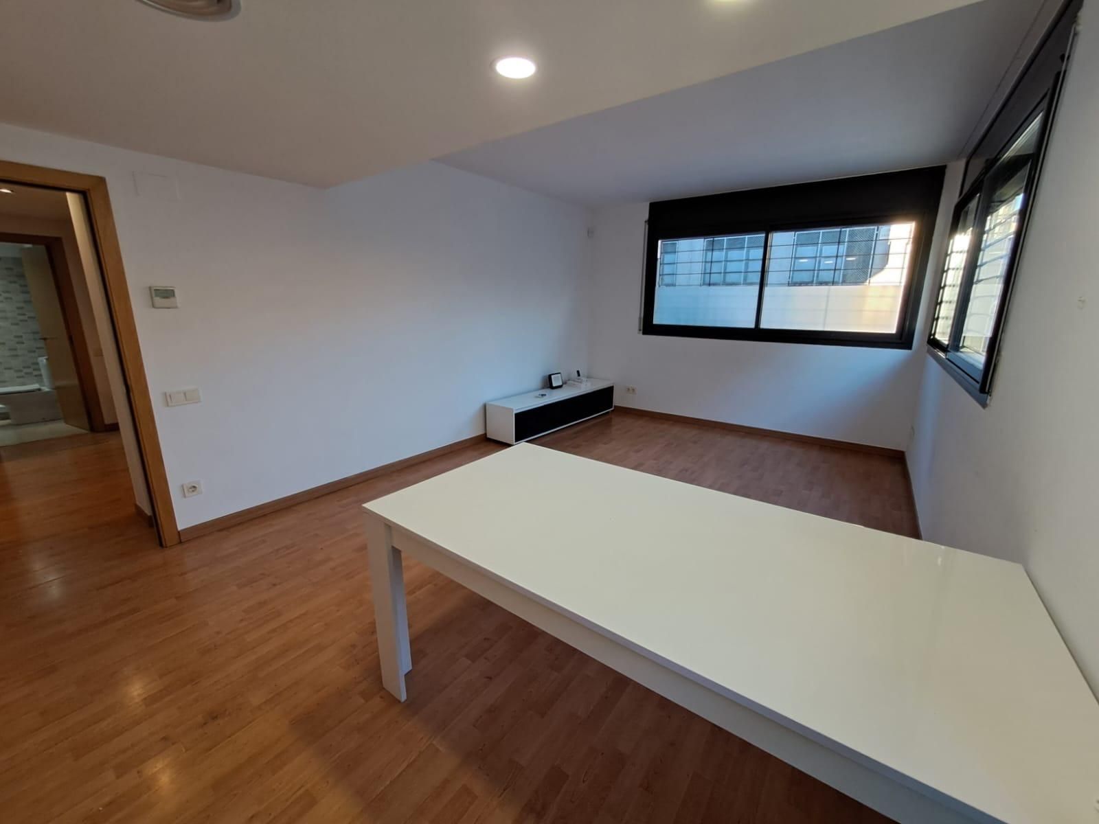 Planta baja for sale in Sabadell  with Air Conditioner, Parquet flooring and Storage room