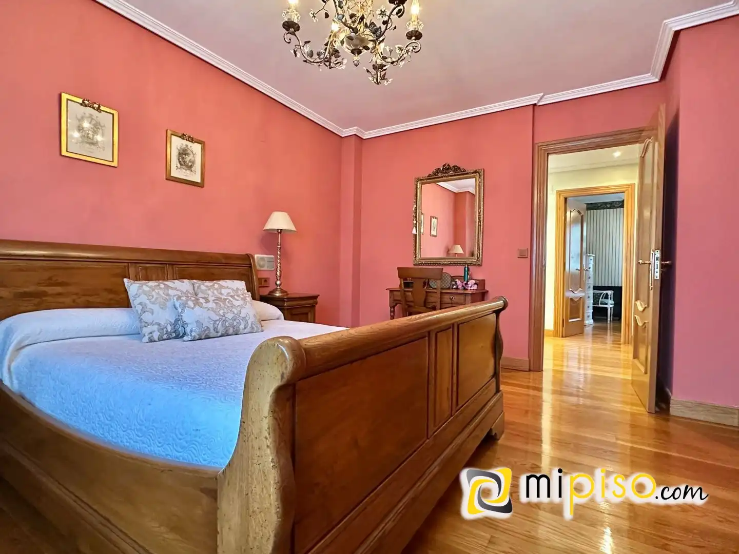 Bedroom of Detached homes for sale in Laredo  with Heating, Terrace and Swimming Pool