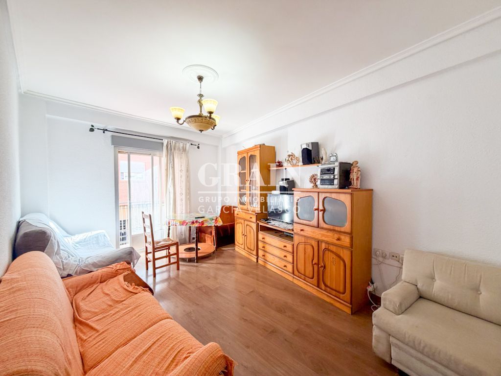 Dormitori de Pis en venda en  Albacete Capital amb Parquet