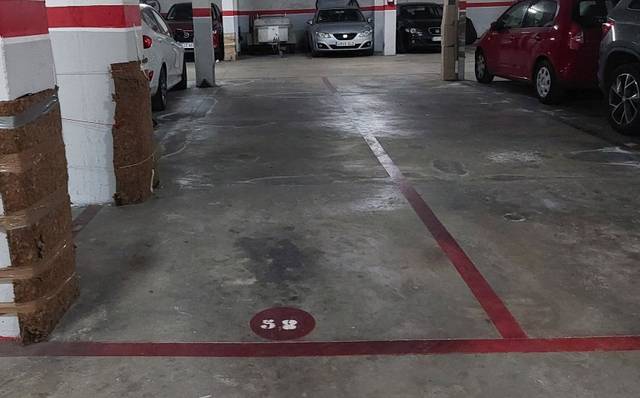 Garaje en Venta en CIUTAT DE HOSPITALET, 22 en Estruch - Eixample