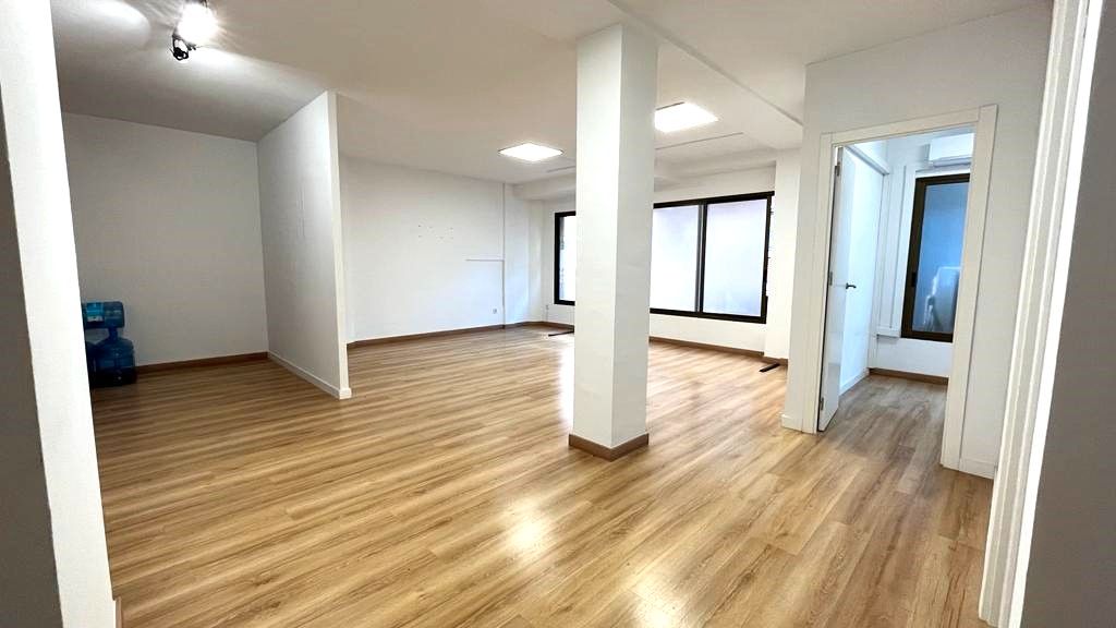 Oficina de alquiler en Lloret de Mar con Aire acondicionado, Calefacción y Trastero