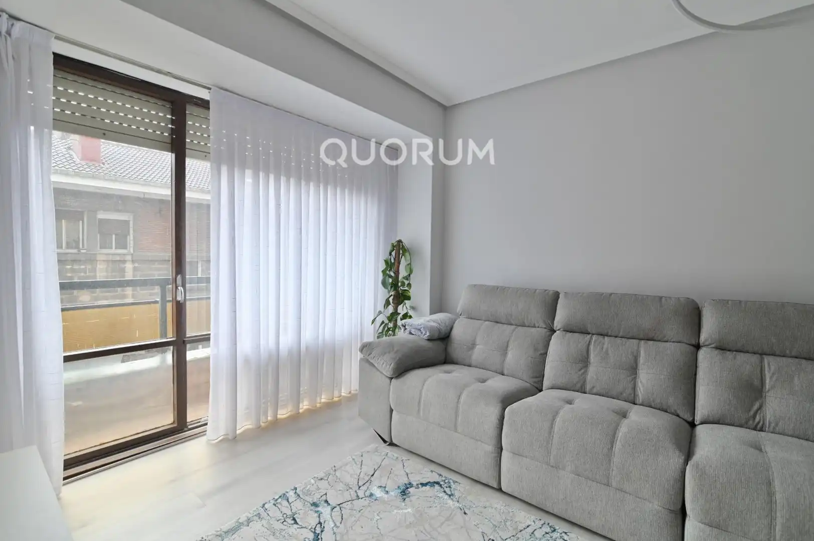 Living room of Flat for sale in Bilbao   with Heating, Terrace and Storage room