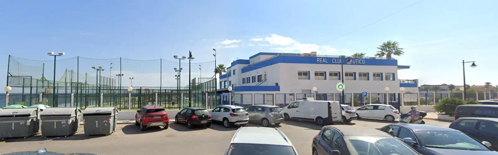 Vista exterior de Local de lloguer en Roquetas de Mar amb Aire condicionat, Calefacció i Terrassa