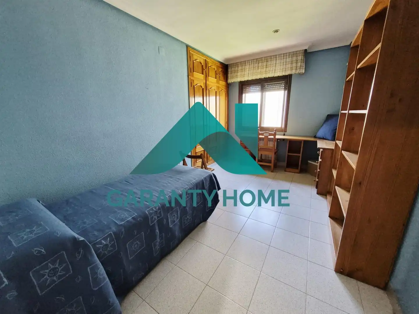 Houses for sale in Cáceres  with Air Conditioner, Heating and Private garden