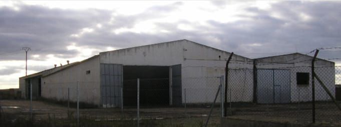 Vista exterior de Nau industrial en venda en Valdestillas