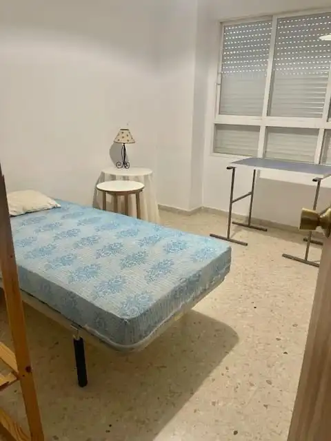 Flat for rent in Valdepasillas - La Paz - Huerta Rosales