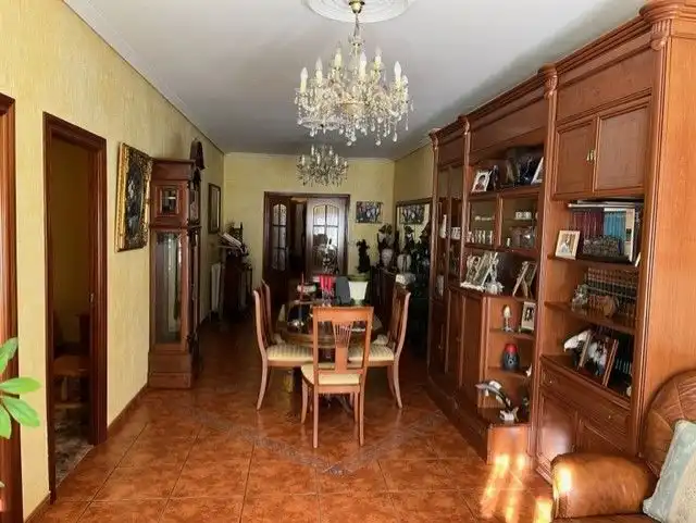 Comedor de Edificio en venta en Nava del Rey