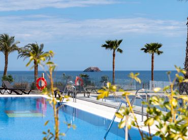 Apartament d'obra nova amb balcó en venda a San Juan de los Terreros