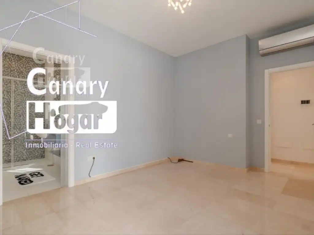 Houses for sale in Adeje  with Air Conditioner and Swimming Pool