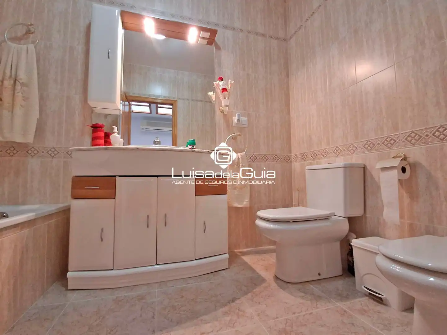 Bathroom of Houses for sale in Campo de Criptana  with Air Conditioner and Heating