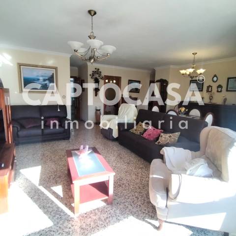 Piso en Venta en Calle Soldado Rosique en Alameda