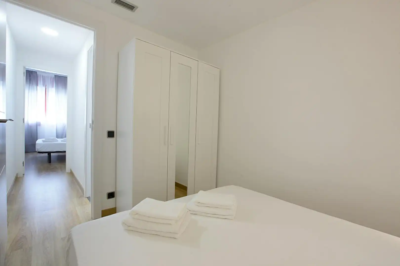 Bedroom of Flat for rent in Barcelona  with Air Conditioner, Heating and Furnished